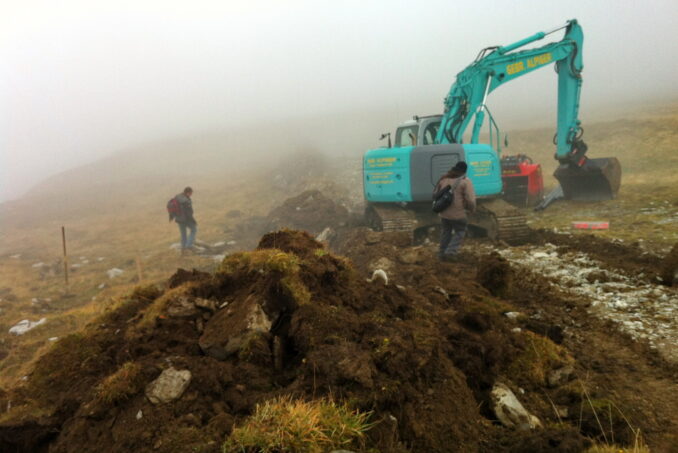 Der Bodenschutz auf dem Chäserrugg ist wegen des Klimas und des flachgründigenen Bodens besonders herausfordernd.